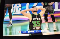 九游体育app关键时刻突围战来临，山东男篮围绕CBA季后赛强势反弹，媒体盛赞，资深球员宣示担当的简单介绍