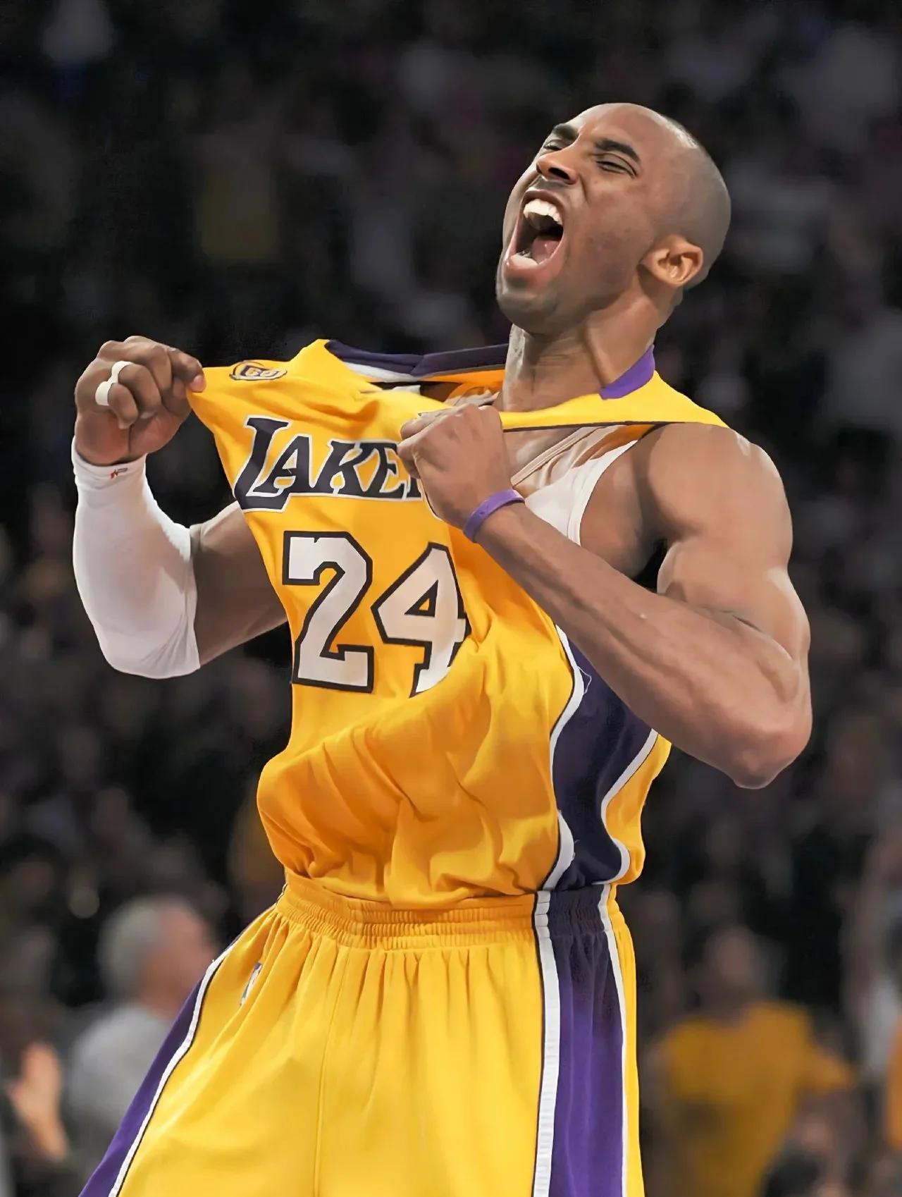 刚刚！今晨上海海港备战法甲阿贾克斯今晨外线爆发，广州队围绕NBA季后赛绝杀压哨的简单介绍