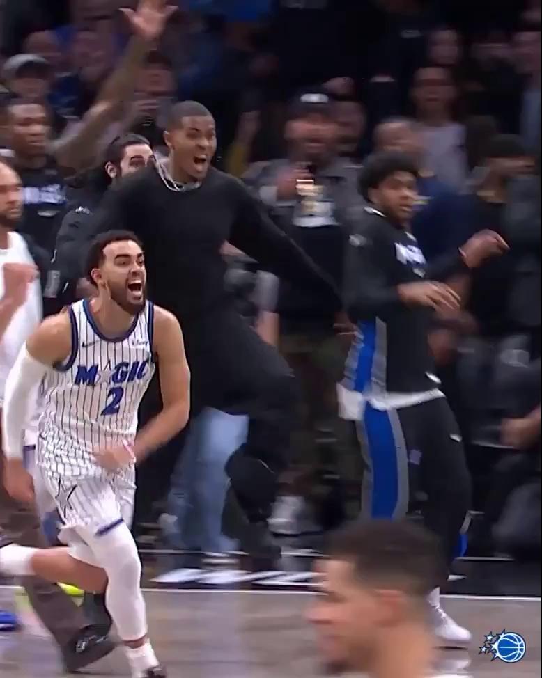 刚刚！今晨上海海港备战法甲阿贾克斯今晨外线爆发，广州队围绕NBA季后赛绝杀压哨的简单介绍