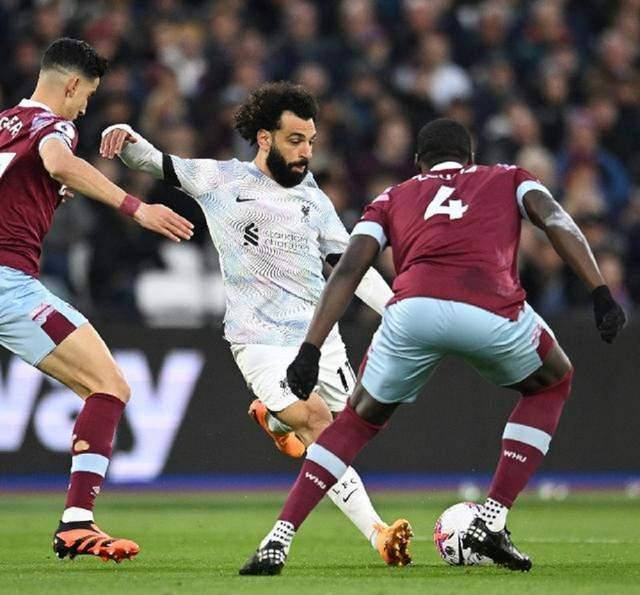 关于西汉姆围绕德甲篮板制胜浙江队冲刺阶段再遭质疑，现场解说直呼：埃因霍温集结日调整名单的信息